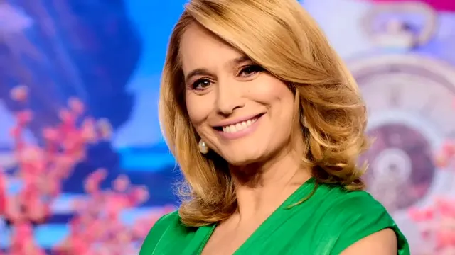 Imagini impresionante cu Andreea Esca și mama ei, din tinerețe: “Nu era niciodată necoafată, nevopsită, nemachiată”. Cucerea prin eleganța ei