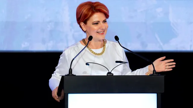 Imagini rare cu Lia Olguța Vasilescu din tinerețe. Înaltă, slabă și cu părul lung, cu greu o recunoști pe cea care e astăzi primarul Craiovei FOTO