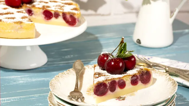 Cheesecake cu cireșe. Rețeta ideală pentru un desert delicios de vară