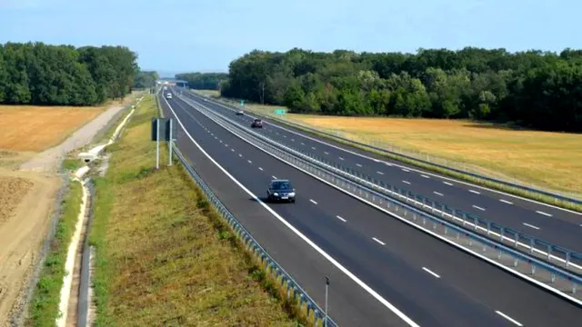 Când ai voie să circuli pe autostradă pe banda de urgență și ce obligații ai