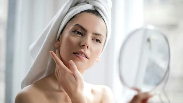 Tendințe în îngrijirea pielii pentru 2024. Cele mai recente produse și tehnici pentru o piele sănătoasă și radiantă