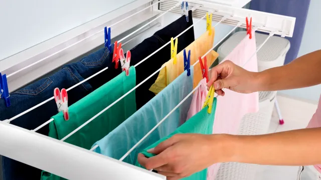 Trucuri pentru a usca rapid hainele, dacă stai la bloc