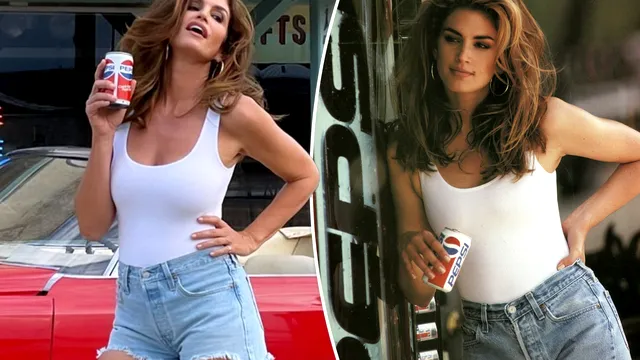 Lecție de stil, eleganță și feminitate, la 59 de ani: Cindy Crawford FOTO
