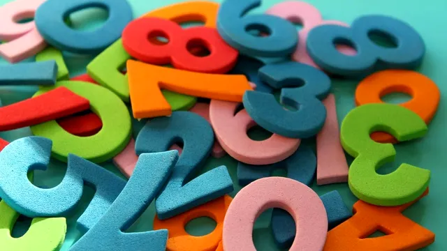 Previziuni numerologice zilnice, 27 februarie, joi – ce vibrații îți ghidează pașii azi
