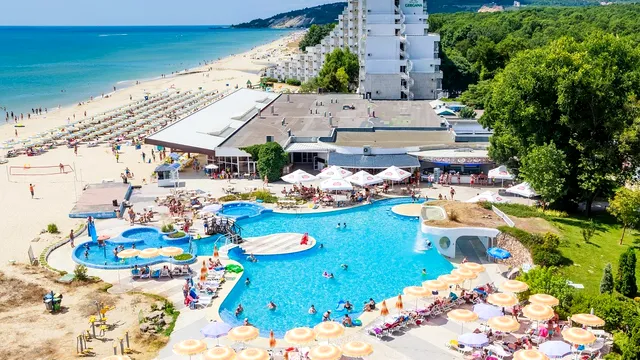 Destinația ideală pentru familii, la doar câteva ore de România. Ce oferă acest colț de paradis