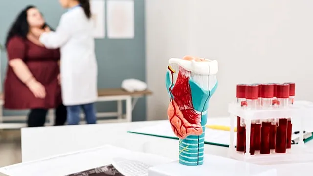 Legătura dintre obezitate și tiroidă. Cum îți poate afecta greutatea metabolismul?