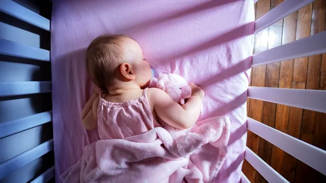 Ce este sindromul „Container Baby” și cum poate afecta dezvoltarea copilului