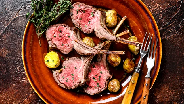 Ce riscuri ascunde consumul de carne de miel. Cum îți dai seama că este toxică