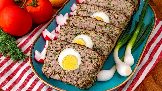 Rețetă de drob de pui pentru Paște. Preparatul tradițional reinterpretat simplu și delicios