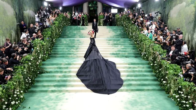 5 reguli bizare pe care toate celebritățile trebuie să le urmeze pentru a participa la Met Gala