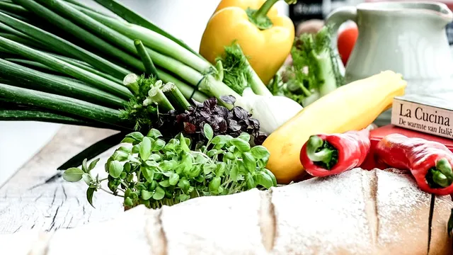 Gustați cu grijă! Leguma care apare aproape în fiecare masă poate ascunde pericole