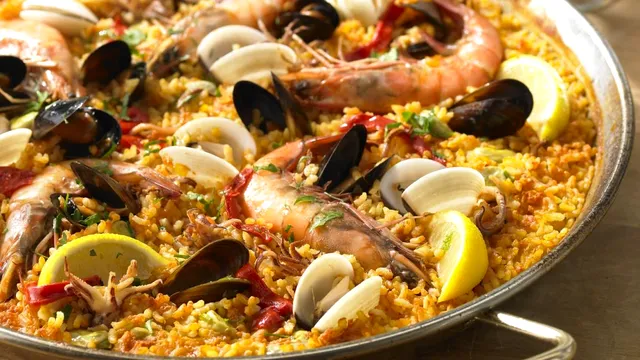 14 mâncăruri spaniole pe care trebuie să le încerci când vizitezi Spania