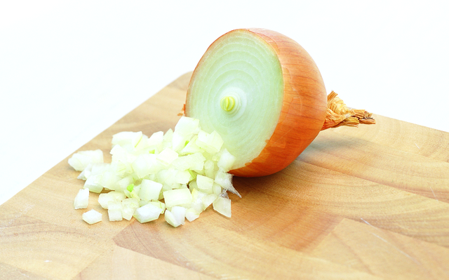 Ingredientul din bucătărie care îți face părul să crească cu 10 cm