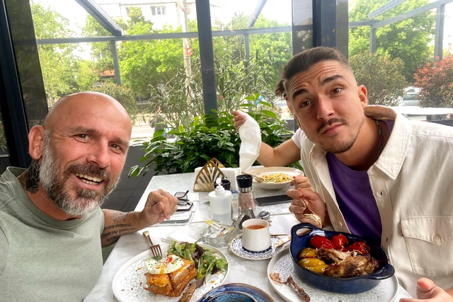 Ce surpriză i-a făcut Cătălin Zmărăndescu lui Emil Rengle