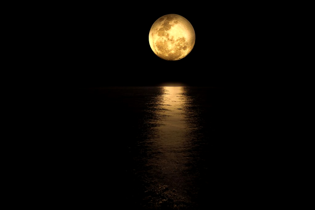 Ce este superluna Sturionului 2023. Fenomenul este extrem de rar, va mai avea loc abia in 2037