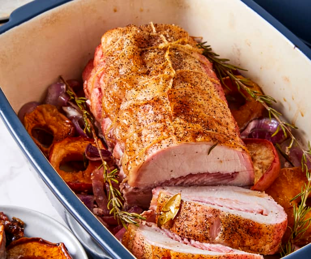 Ingredientul care fragezeste carnea de porc