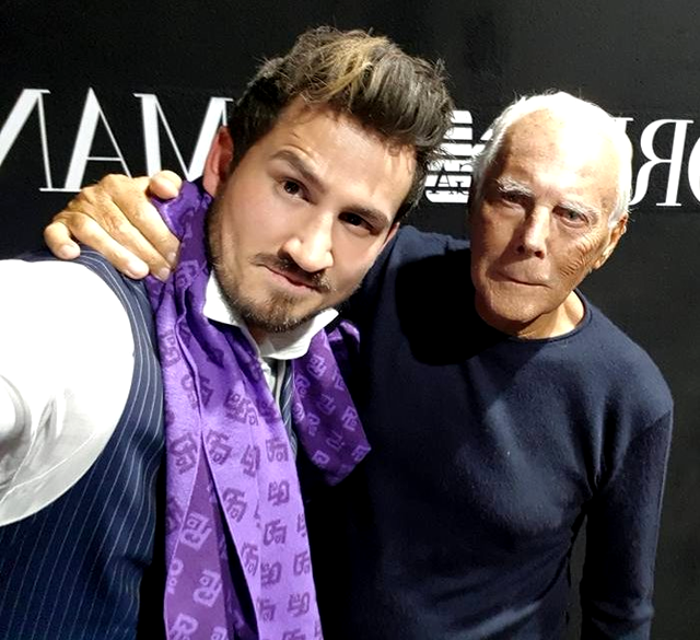 Alături de Giorgio Armani