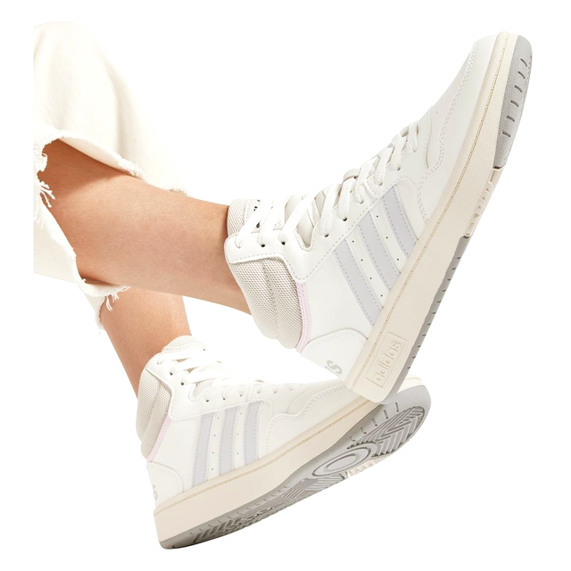 modele de sneakers pentru primăvara 2023