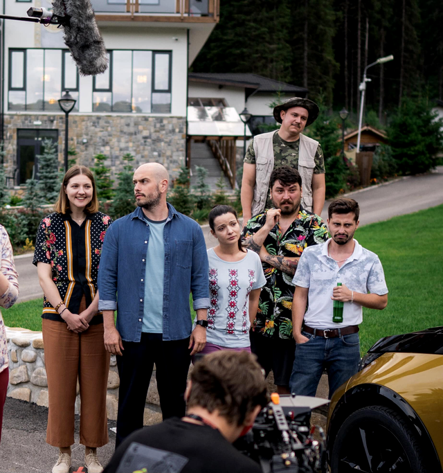 Matei Dima a dat nas în nas cu ursul la filmările pentru „Teambuilding”