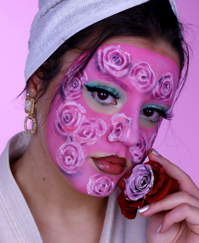 Claudia Preduca, make-up artist, despre măștile naturale și demachierea cu ulei de măsline: 