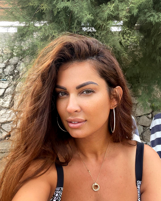 Nicoleta Luciu 9