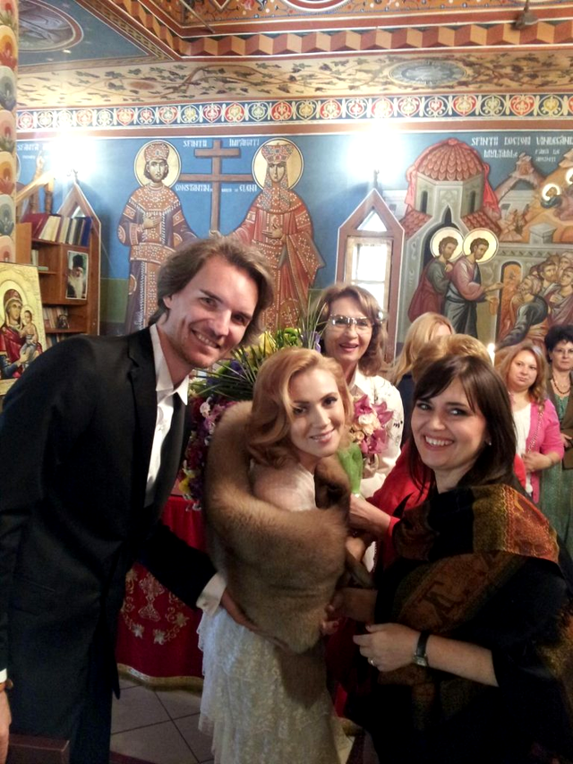 Alături de soție și de mătușa lui, Angela, la un eveniment de familie
