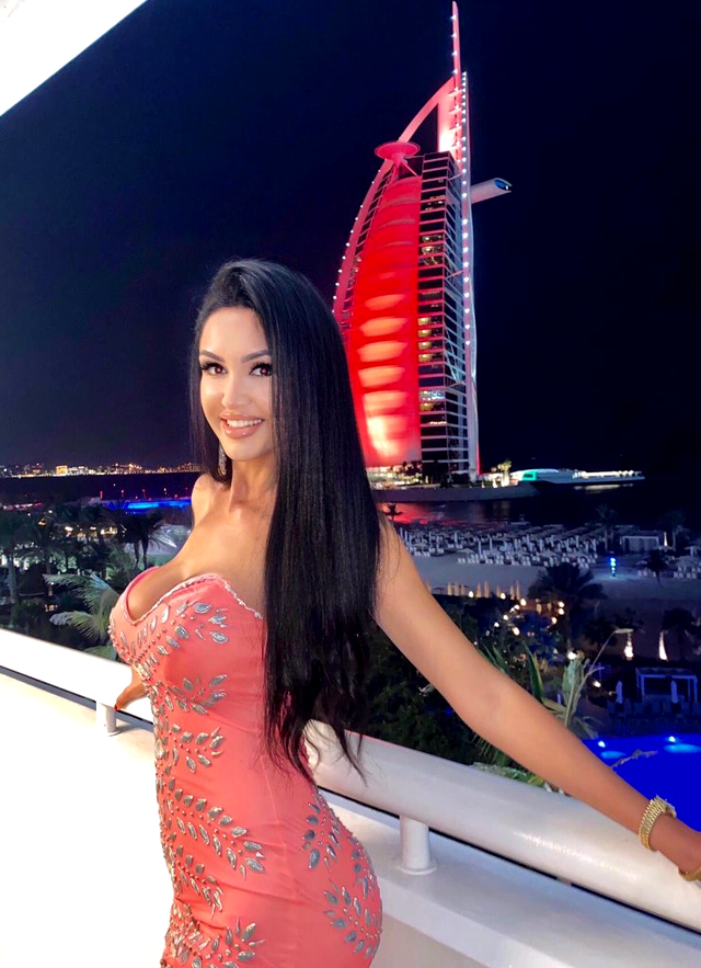 Andreea petrece destul de mult timp in Dubai