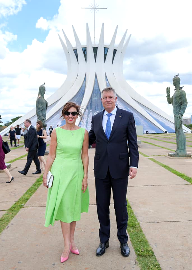 Carmen Iohannis, apariție inedită la întâlnirea din Brazilia