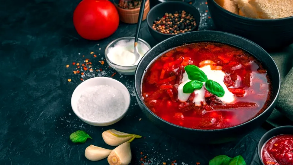 Rețetă ciorbă de sfeclă roșie: ingredientele necesare sunt un izvor de vitamine și gust