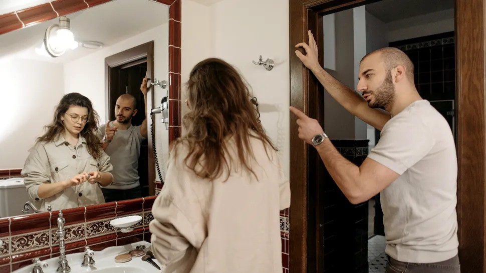 5 semne că nu este partenerul potrivit pentru tine. Indicii care arată clar