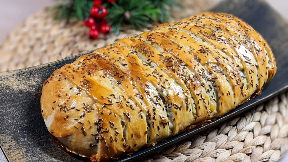 Plăcintă cu carne și ciuperci. Rețetă pentru Sărbători. E delicioasă, nu trebuie să-ți lipsească de pe masă