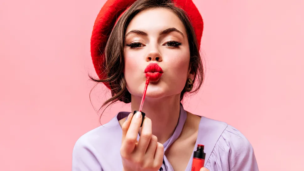 10 trucuri de frumuseţe care fac furori pe Instagram. Le vei încerca şi tu