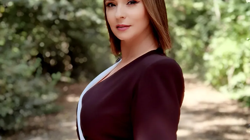 Andreea Marin nu s-a machiat deloc până la 18 ani. „Nici nu era nevoie pe vremea aceea, eram mult mai cuminți”. Ce i-a interzis însă fiicei sale, Violeta EXCLUSIV