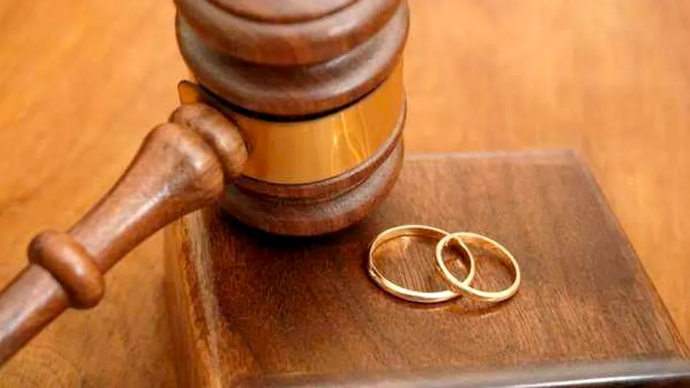 Cine rămâne în casă după divorț. Ce prevede Codul civil