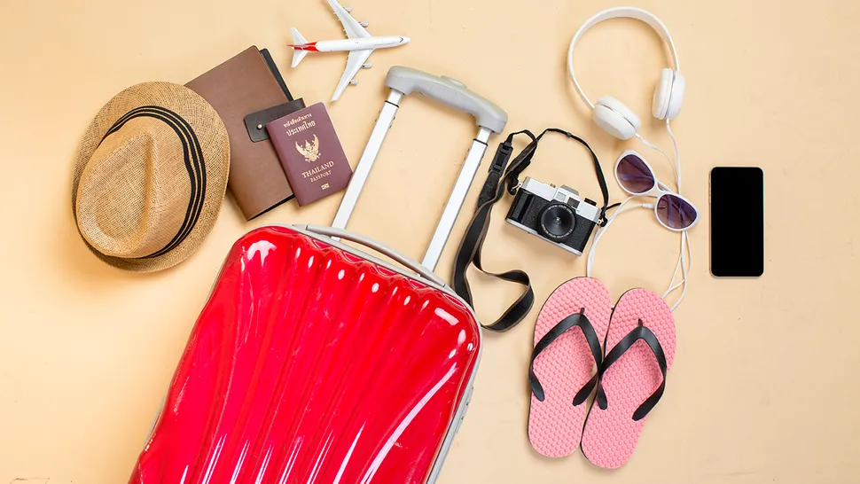 6 piese cheie care nu trebuie să lipsească din bagajul de vacanță. Articole și accesorii la modă în orice vară