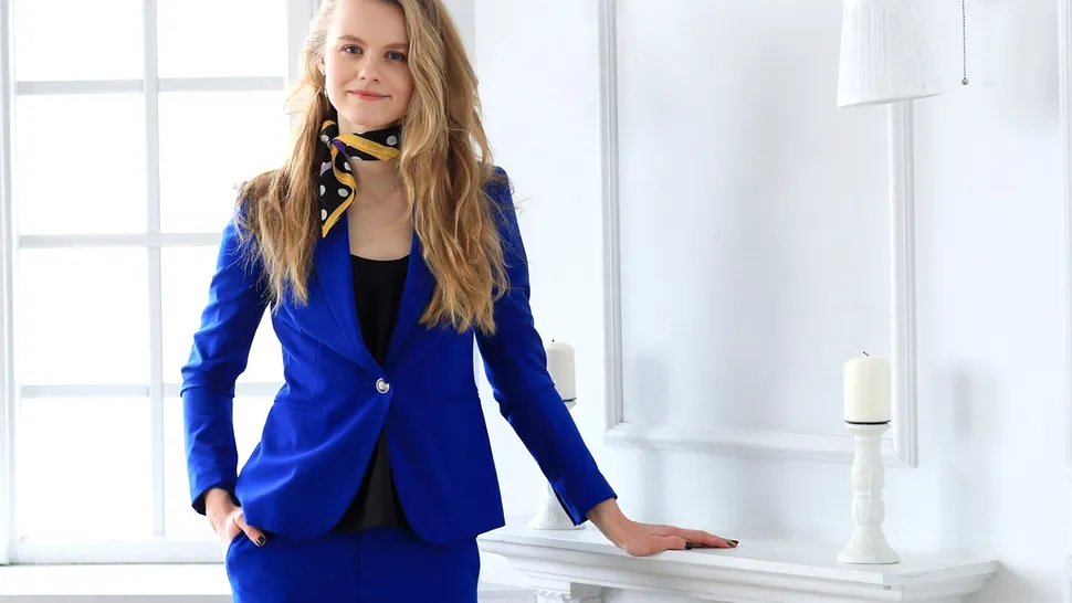 Ce au mereu stewardesele în geanta lor în timpul zborurilor. Le ajută să aibă un look fresh și să nu pară obosite