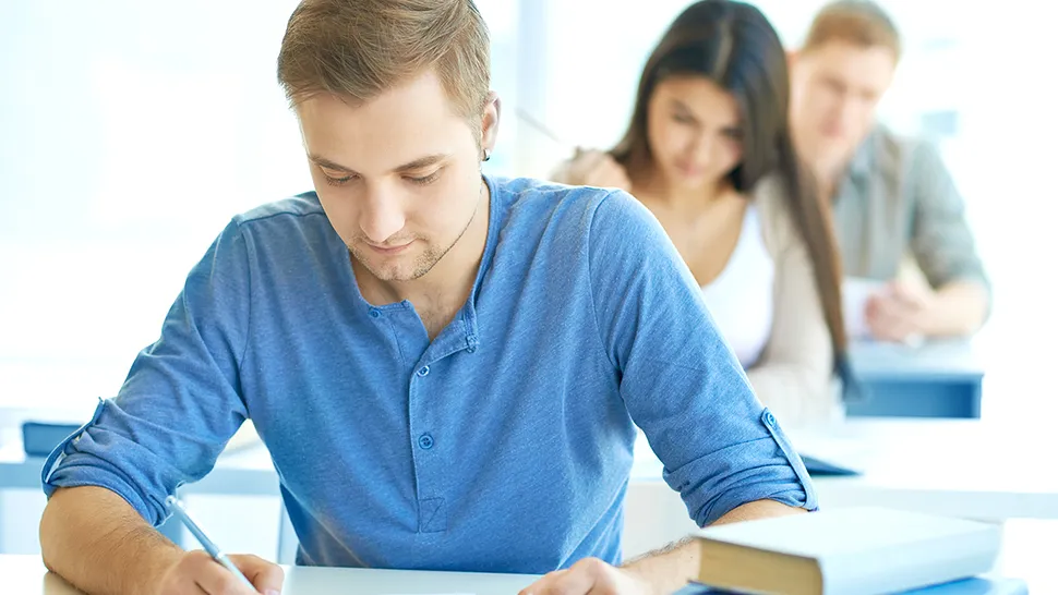 Rezolvare subiecte BAC 2022 sesiunea de toamnă la proba la alegere. Baremele de corectare pentru geografie, chimie, biologie și informatică