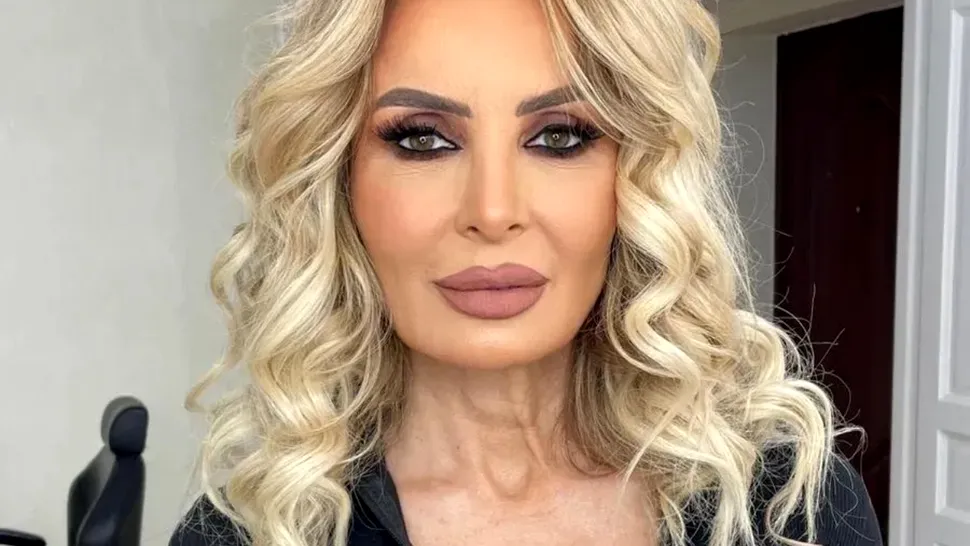 Daniela Gyorfi, cea mai solicitată solistă, în 2022. La ce trucuri apelează ca să nu rămână fără voce și să fie în formă pe scenă EXCLUSIV
