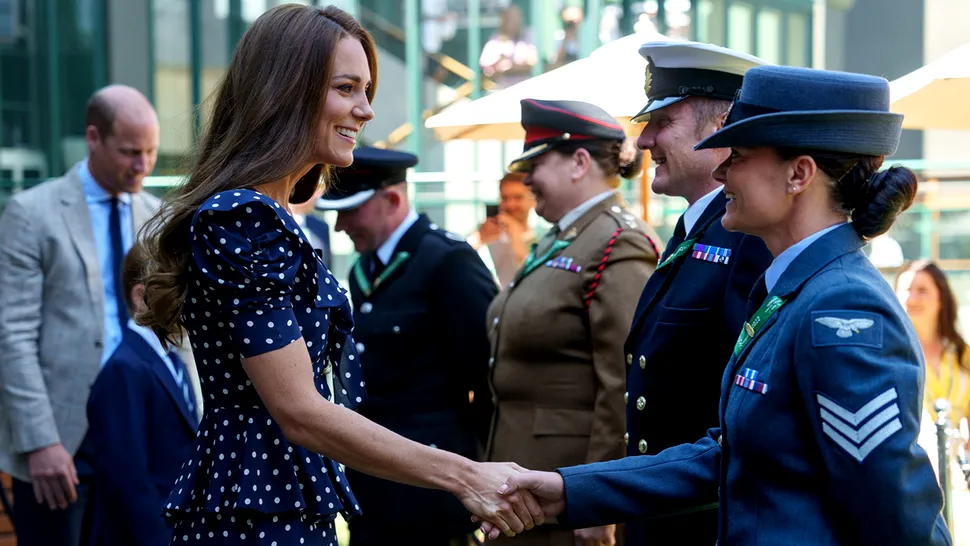 Ce haine nu mai are voie Kate Middleton să poarte, după schimbarea titlului regal. “Nu sunt potrivite pentru o viitoare regină”