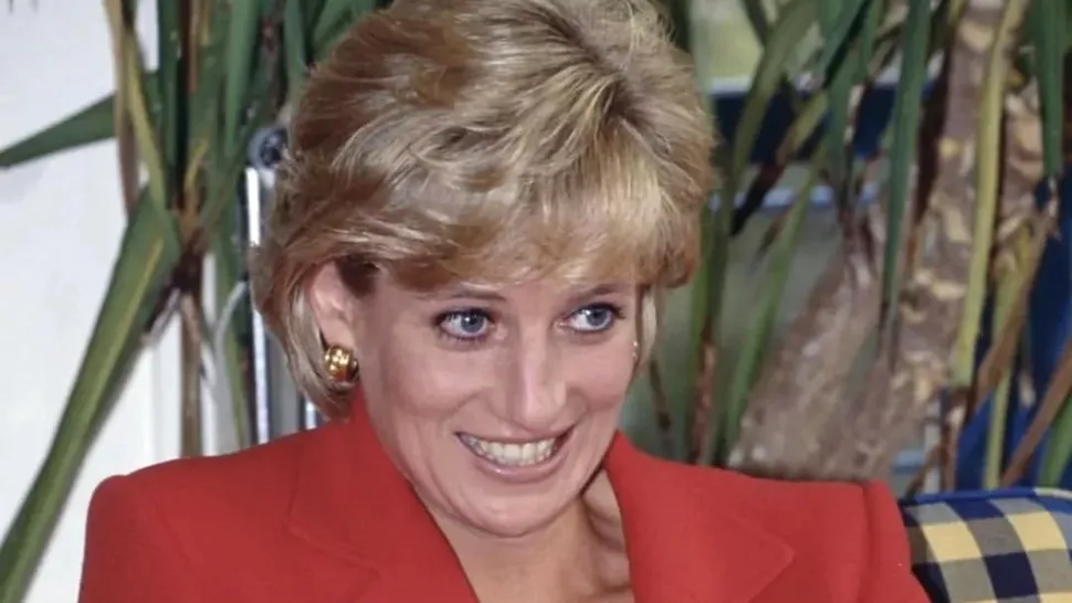 De ce Prințesa Diana își ținea tot timpul capul plecat în public. Gestul ei nu era unul întâmplător