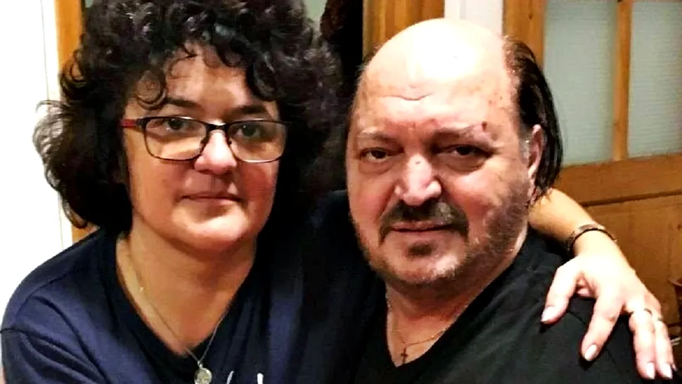 Brândușa Socaciu nu se desparte de cadoul oferit de soțul ei, regretatul artist Victor Socaciu: ”Port ceasul gravat cu versuri din cântecul ”Ceasul iubirii”. Ultima lor fotografie împreună EXCLUSIV
