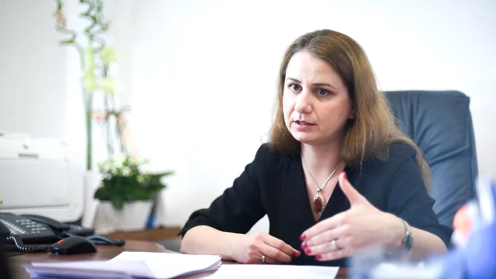 Cine este Ligia Deca, propusă la Educație. Ar putea să-i ia locul lui Sorin Cîmpeanu