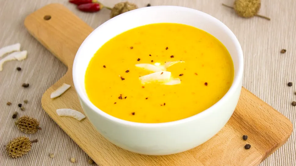Rețetă supă de dovleac. Iată ingredientele secrete care aduc un plus de savoare