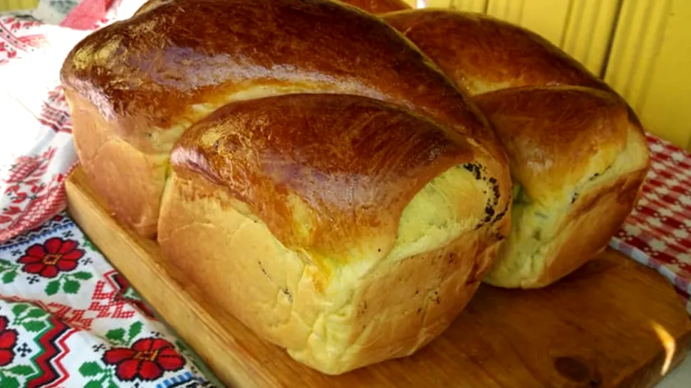 Cum se prepară umplutura pentru cozonac. Ingredientul care se adaugă pentru un gust special