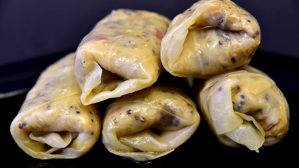 Secretul celor mai bune sarmale de post. Ingredientul special pe care trebuie să-l adaugi, le dă o aromă senzațională