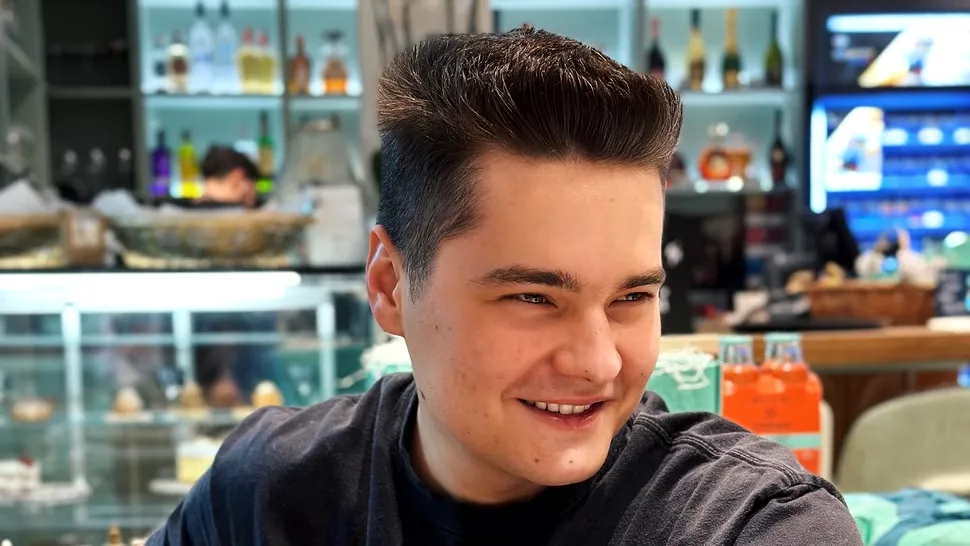 Ce meserie și-ar alege Selly, după ce a încercat mai multe ipostaze. ”Cea mai fun dintre toate cred că a fost la shaormerie!” Declarații în premieră VIDEO EXCLUSIV