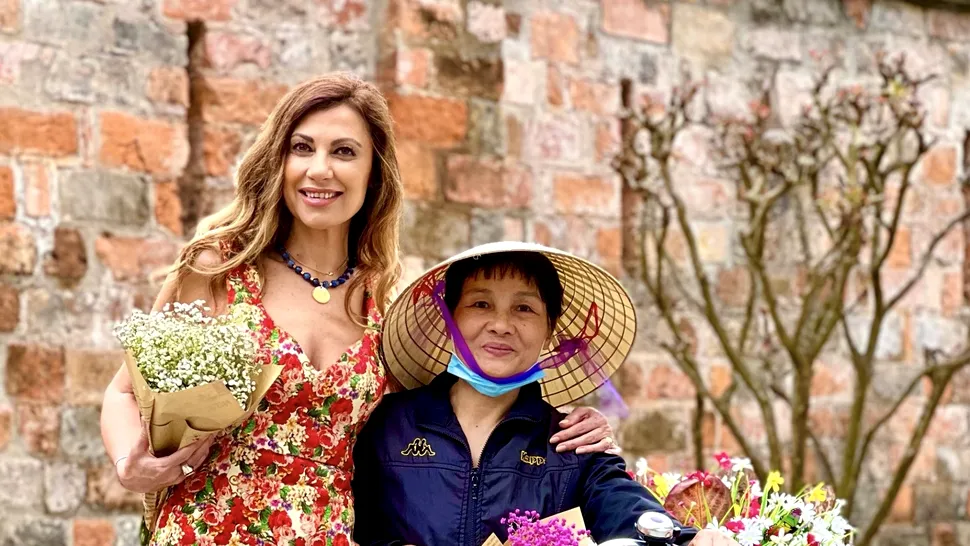 Experiența inedită trăită de Dana Sota în Vietnam: „Mie îmi place să mănânc, am încercat tot felul de dubioșenii” VIDEO EXCLUSIV