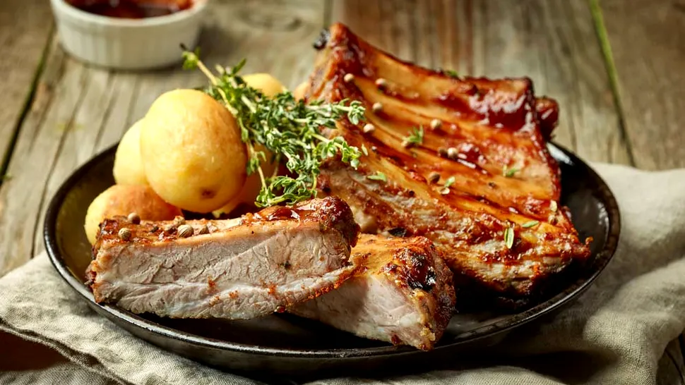 Cum gătești carnea de porc pentru a obține cea mai fragedă friptură. Trebuie neapărat să încerci asta, va ieși mai gustoasă ca la restaurant