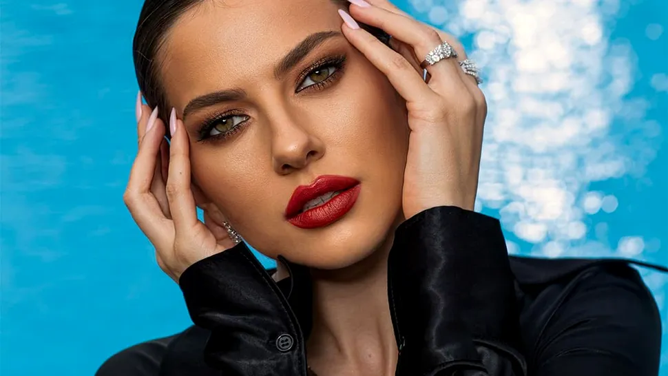 Cadoul prețios primit de Lidia Buble de la iubitul cu 31 de ani mai mare. Artista l-a etalat mândră, toți l-au remarcat