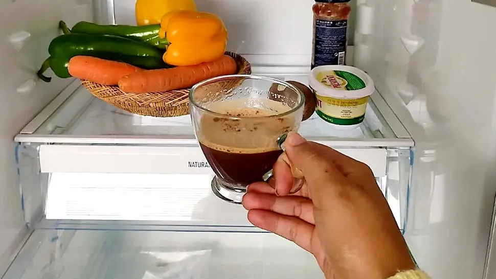 De ce să lași o ceașcă de cafea în frigider. Trucul te va surprinde încă de la prima utilizare
